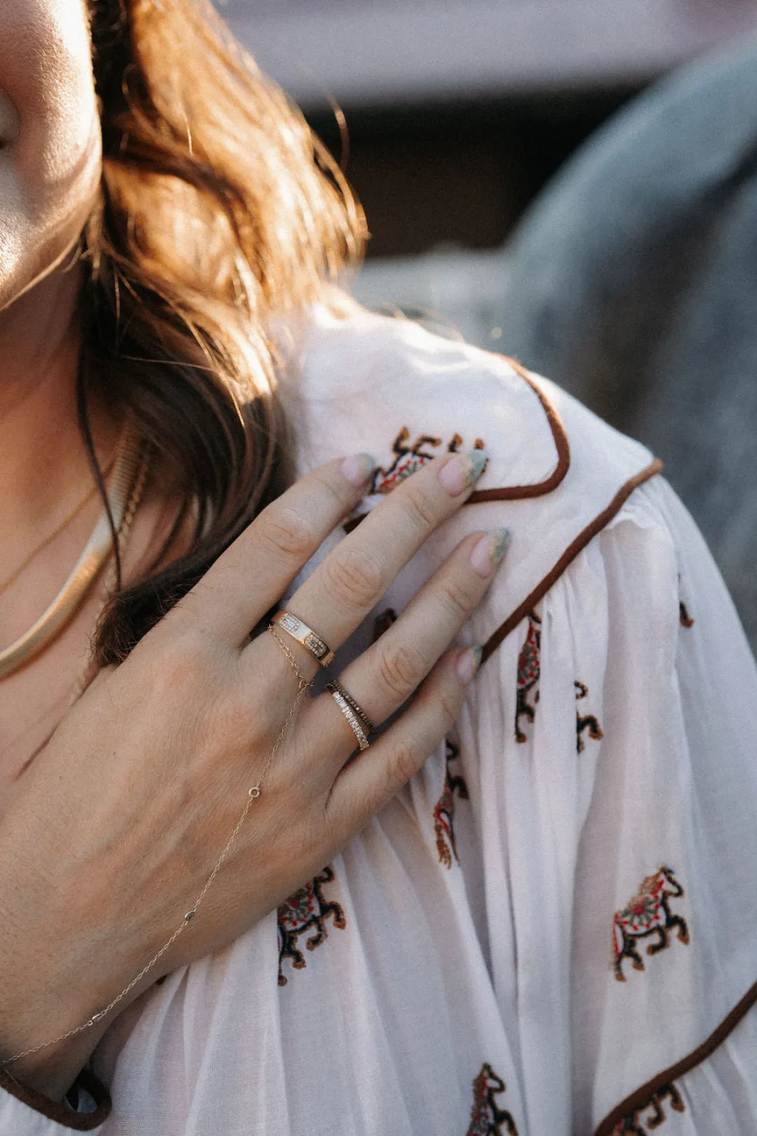 couture_french_vcut_mini__2.webp Mama Bijoux Couture French V-Cut Mini Eternity Band (Platinum) Clearance