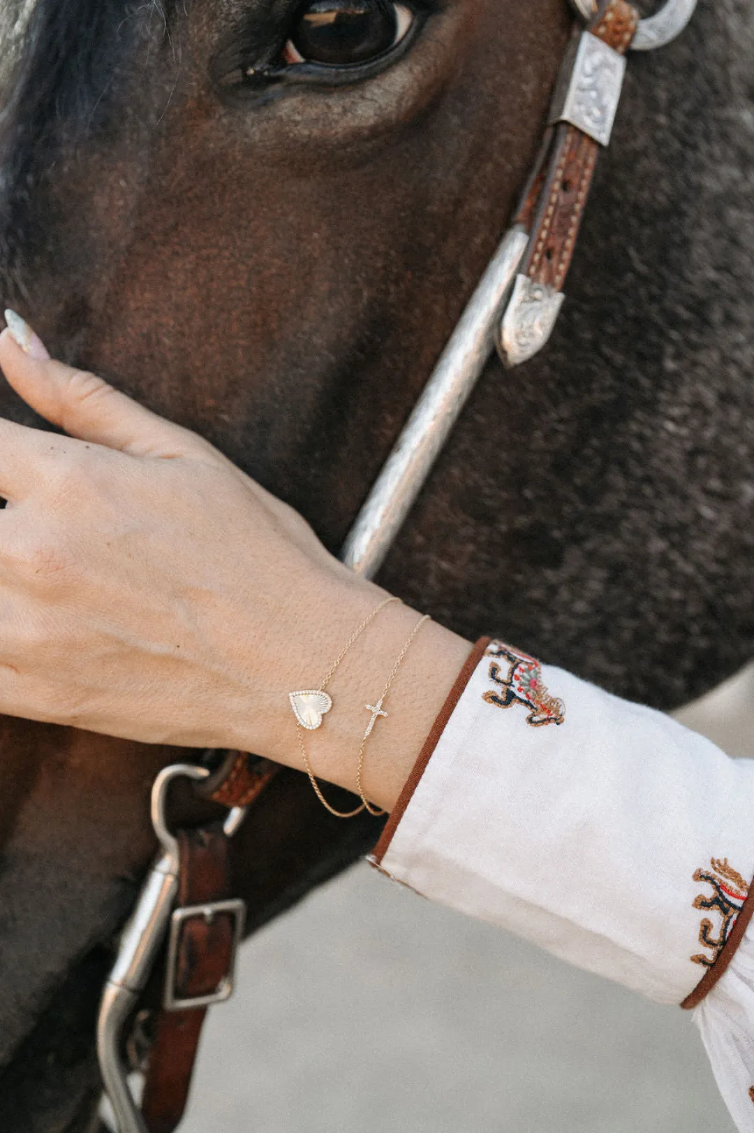 heart_exploding_diamond_a_4.webp Mama Bijoux Heart Exploding Diamond & Gold Bracelet Outlet