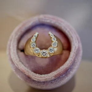 Mama Bijoux Heirloom Bezeled Diamond Horseshoe Ring Online
