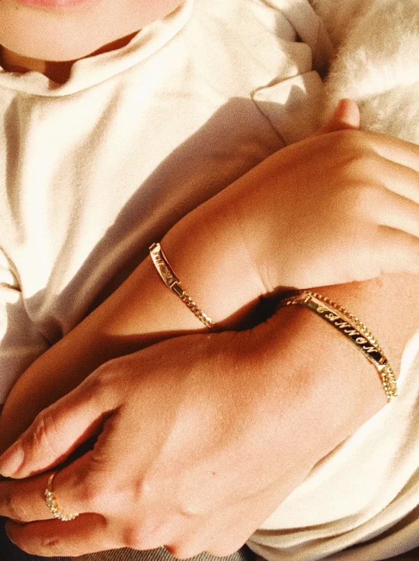 Mama Bijoux 14k Gold Chain Name Bracelet (Adult Size) New
