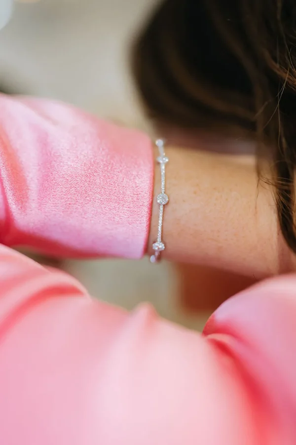 Mama Bijoux Le Circle of Love Halo Diamond Tennis Bracelet Sale